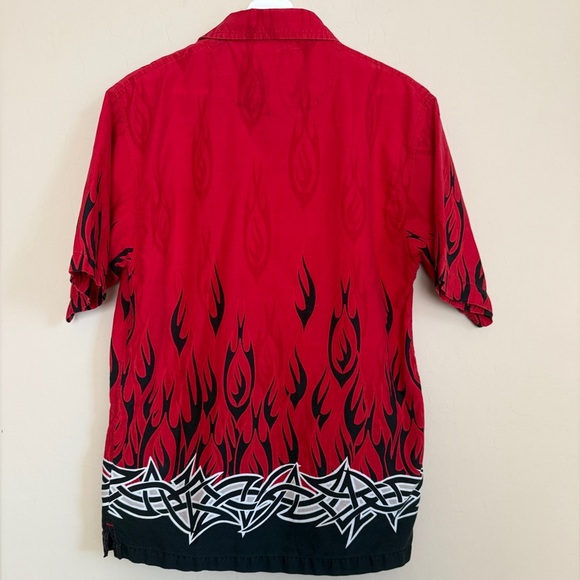 Y2K No Boundaries Flame Barbed Wire Printed Button Down Short Sleeve Shirt Small - Picture 7 of 7